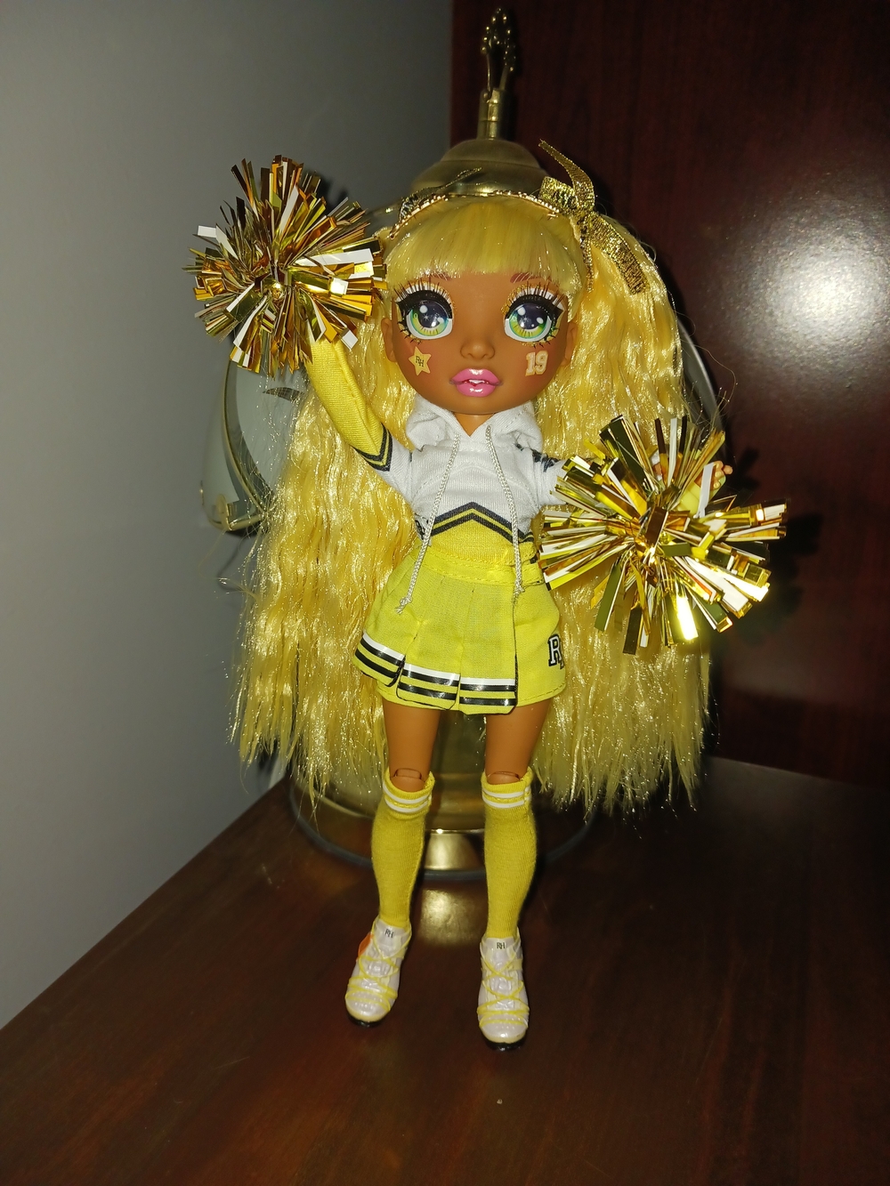 Rainbow High Sunny Madison Cheerleader Doll - Yellow